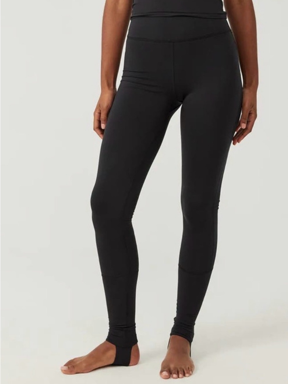 Outdoor Voices Black Stirrup Leggings Size Medium